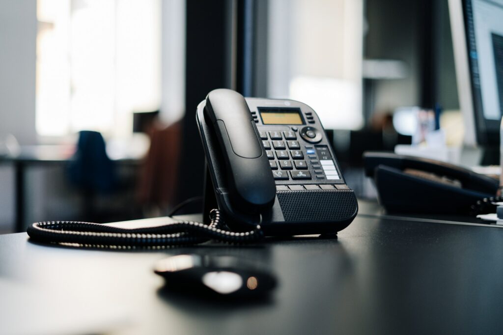 Business IP desk phone